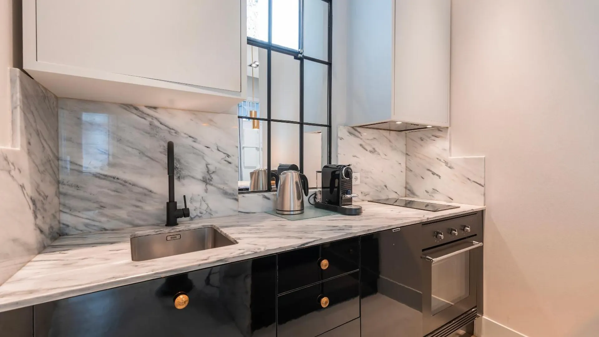 Elegant Apartment In Bairro Alto By Lovelystay Lisboa