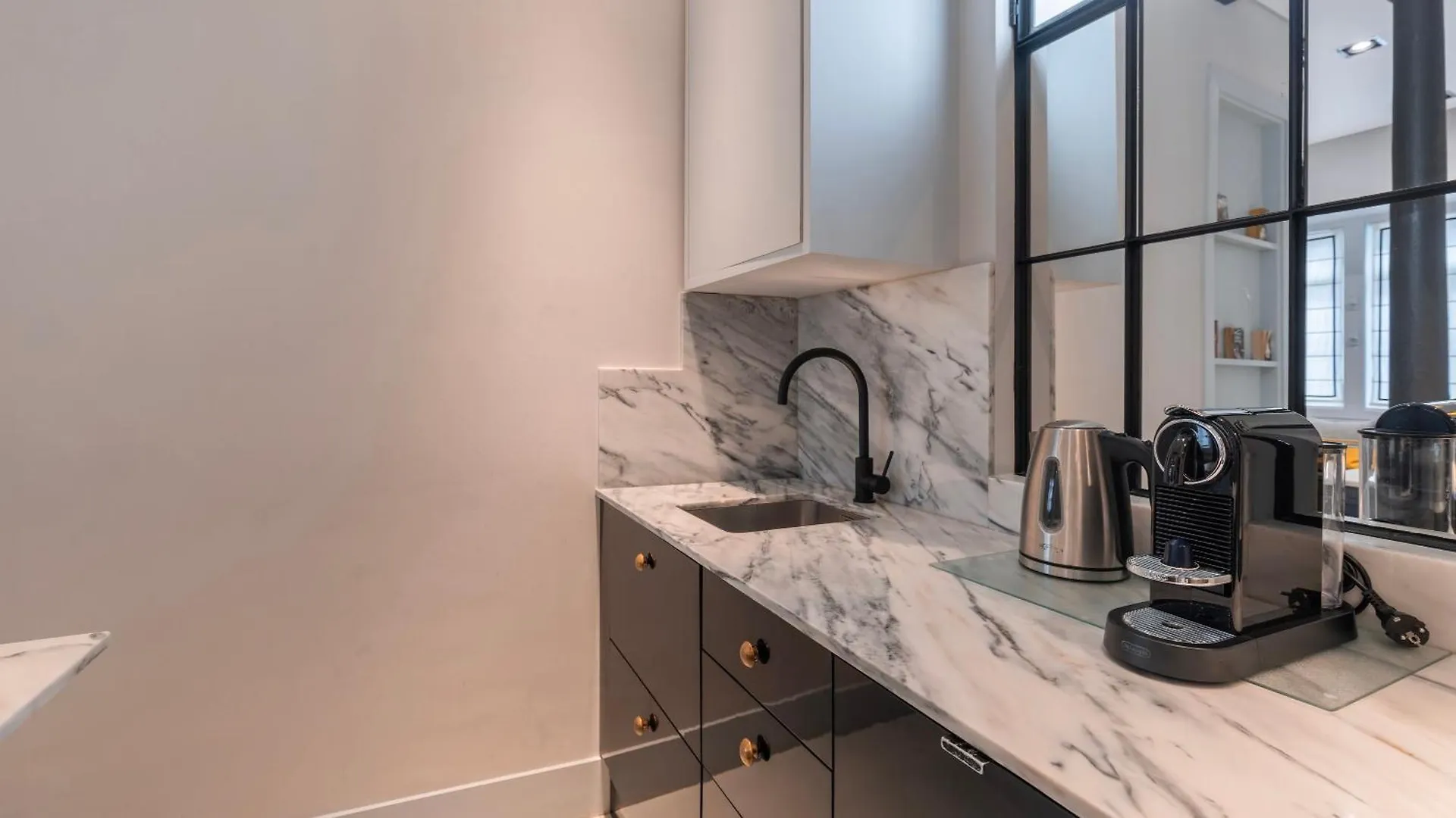 Elegant Apartment In Bairro Alto By Lovelystay Lisboa Portugalsko
